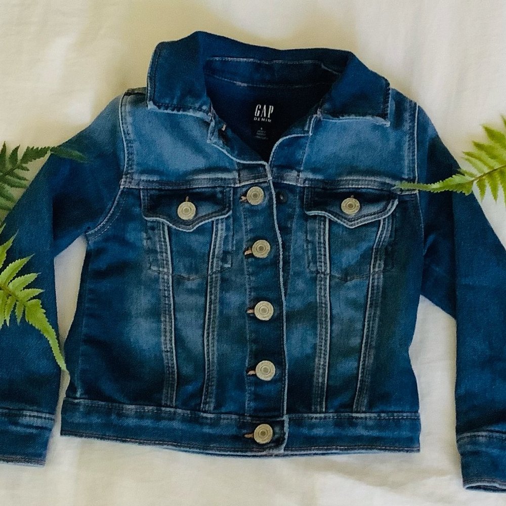 Cute Gap Denim Jacket!